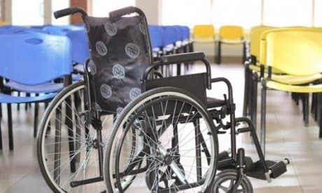 Перевозка в самолете инвалидного кресла (кресла-коляски)